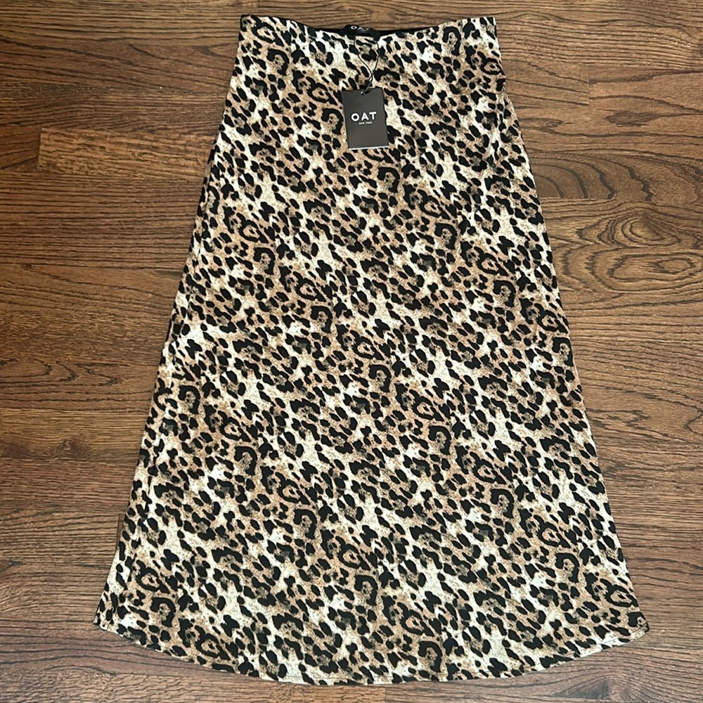 Leopard print midi skirt NWT OAT size XS